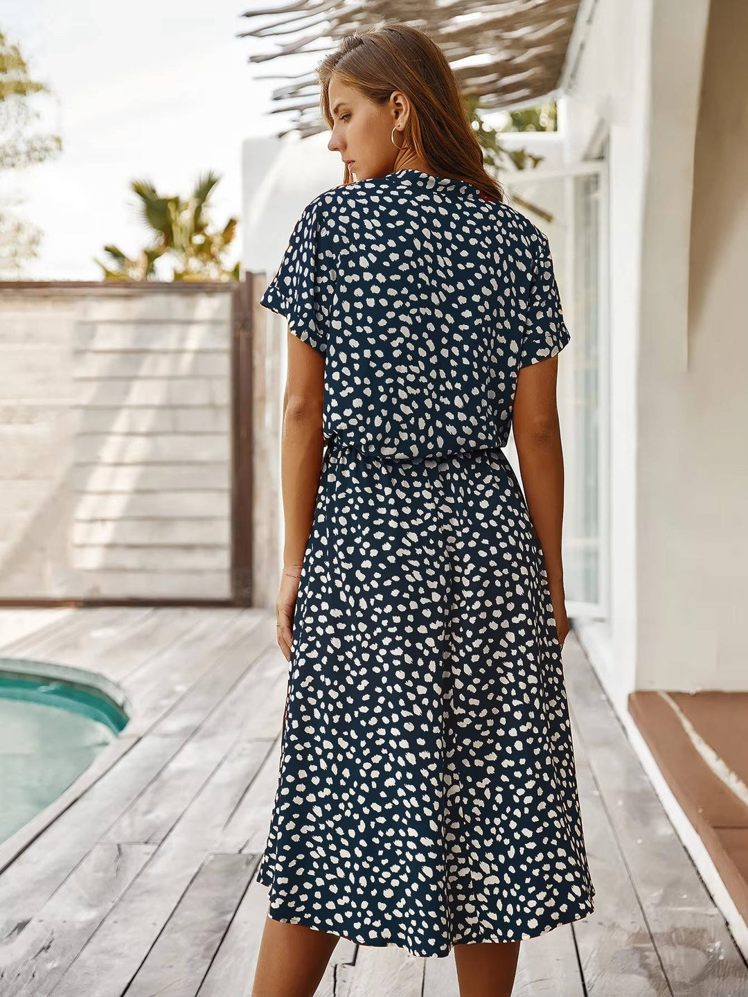 Viviana - Robe midi décontractée avec col